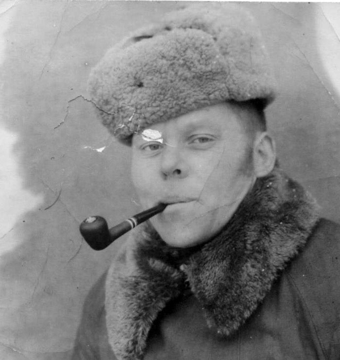 Veniamín Kárpov Veniamín Kárpov