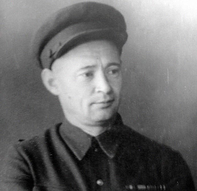 Mijaíl Nikolski Mijaíl Nikolski